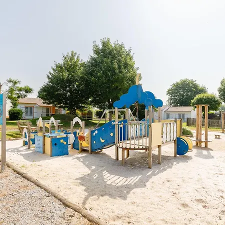 13 - La Pie - Village Maché